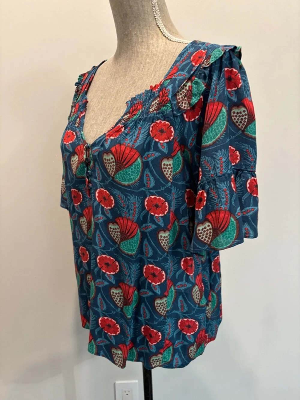 Anthro Maeve Letitia Smocked Floral Blouse Blue Ruffle Top Size Small - Picture 4 of 15
